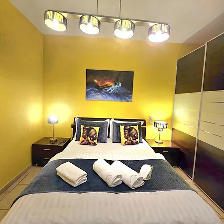 شقة Center Easy_luxury تيرانا